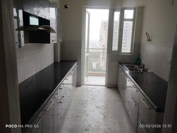 Kitchen in 3.5 BHK Apartment at BPTP Spacio, Sector 37d – for Sale