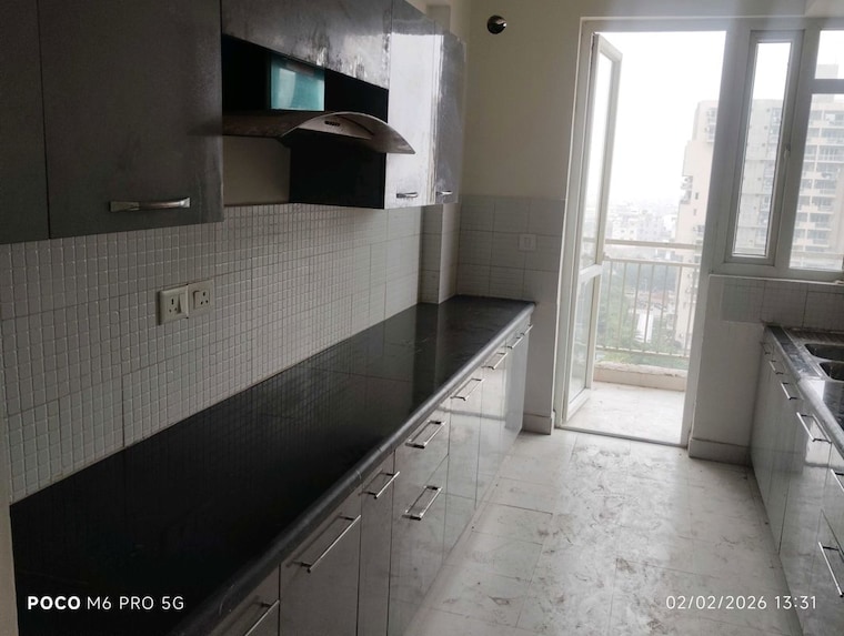 Kitchen, bptp-spacio 3.5 Bedroom 1320 Sq.Ft. Apartment In Sector 37d Gurgaon 10046083