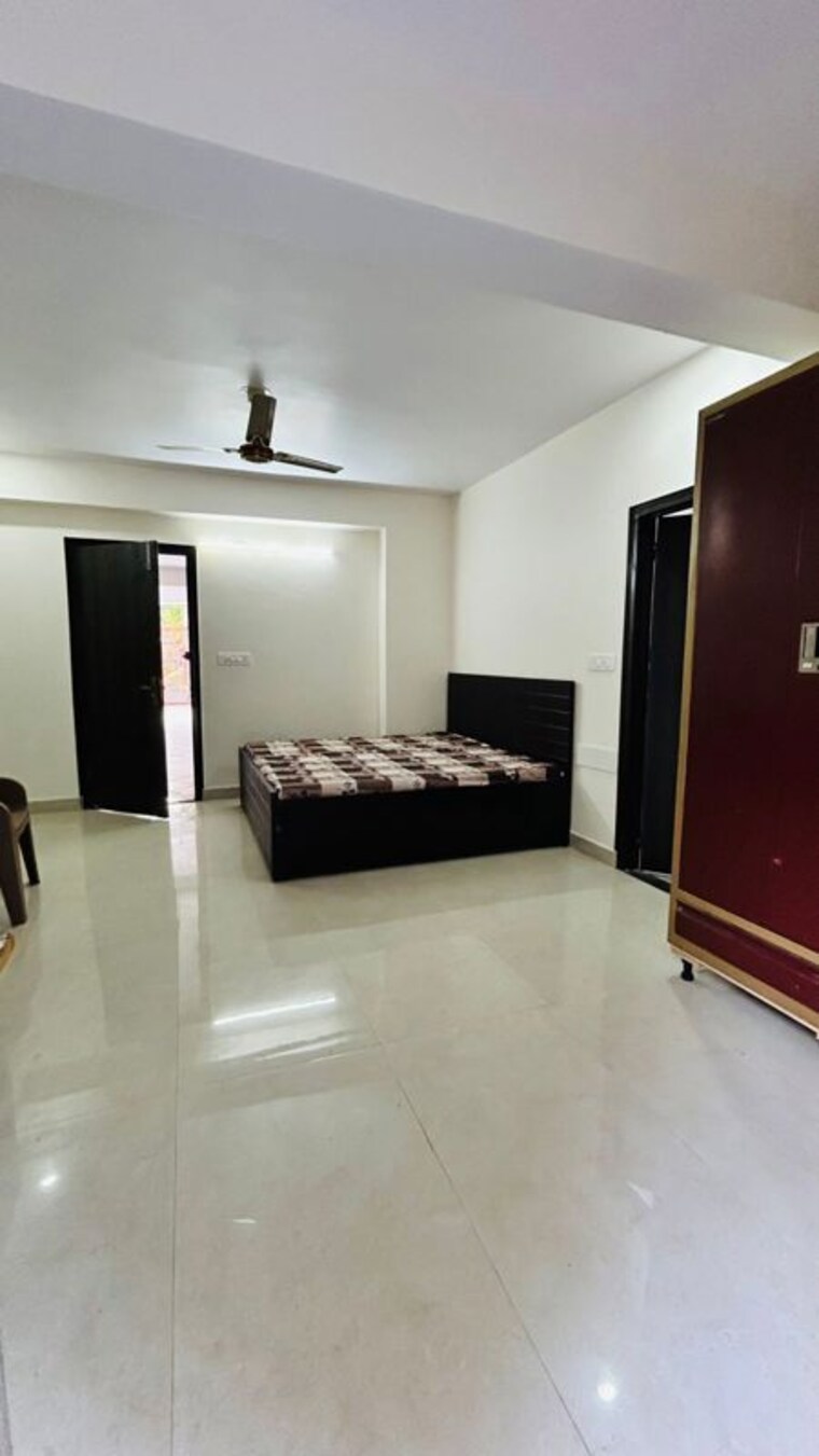 Room, sector 21 1 RK 206 Sq.Ft. Builder Floor In Sector 21 Gurgaon 10046307
