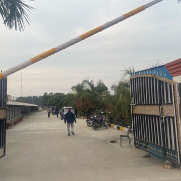  Plot – Exterior View View at Shahdara - for Sale