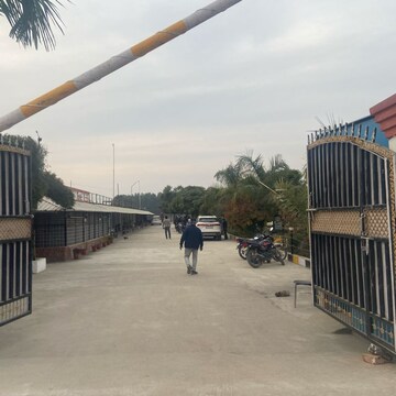  Plot – Exterior View View at Shastri Nagar - for Sale