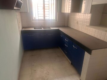Kitchen in 3.5 BHK Builder Floor at BPTP District, Sector 81 – for Rent