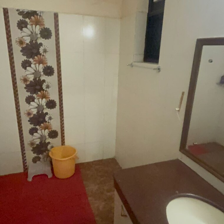 Bathroom, rwa-apartments-sector-52 6+ Bedroom 200 Sq.Ft. Builder Floor In Arun Vihar Noida 10046416