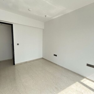 Room in 2 BHK Apartment at Lodha Parkside, Kamala Mill – for Rent