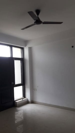 Room in 3 BHK Builder Floor at Mullanpur – for Sale