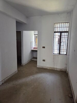 Room in 1 BHK Builder Floor at Mu 2 Greater Noida – for Sale