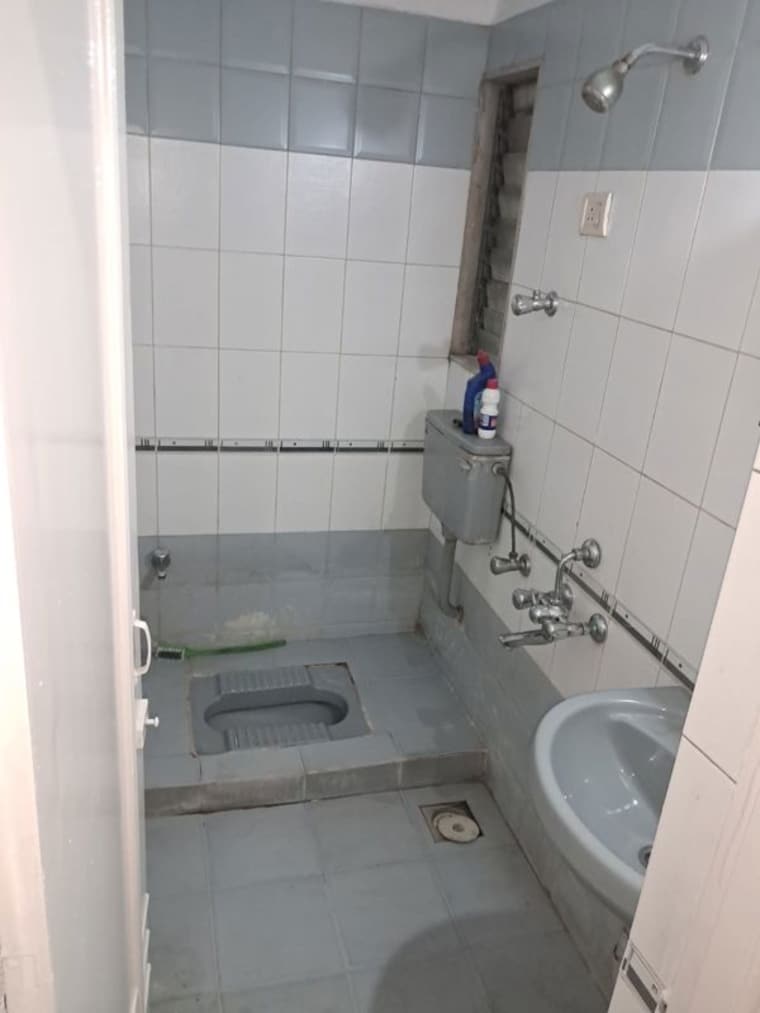 Bathroom, puraniks-city-reserva 2 Bedroom 627 Sq.Ft. Apartment In Ghodbunder Road Thane 10046428