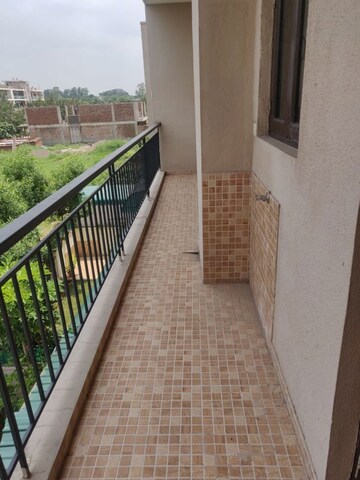Balcony in 3.5 BHK Builder Floor at Mullanpur – for Sale