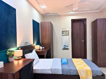 Bedroom in  Pg at Vijay Nagar – for Rent