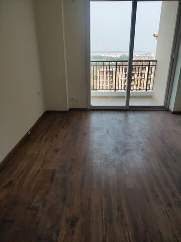 Room in 3.5 BHK Apartment at Mullanpur – for Sale