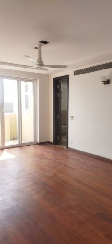 Room in 4 BHK Villa at Emaar Marbella, Sector 66 – for Rent