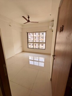 2.5 BHK Apartment For Rent in Godrej Prime