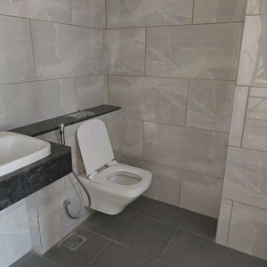 Bathroom in 5 BHK Apartment at Rustomjee Crown, Gokhale Road – for Rent
