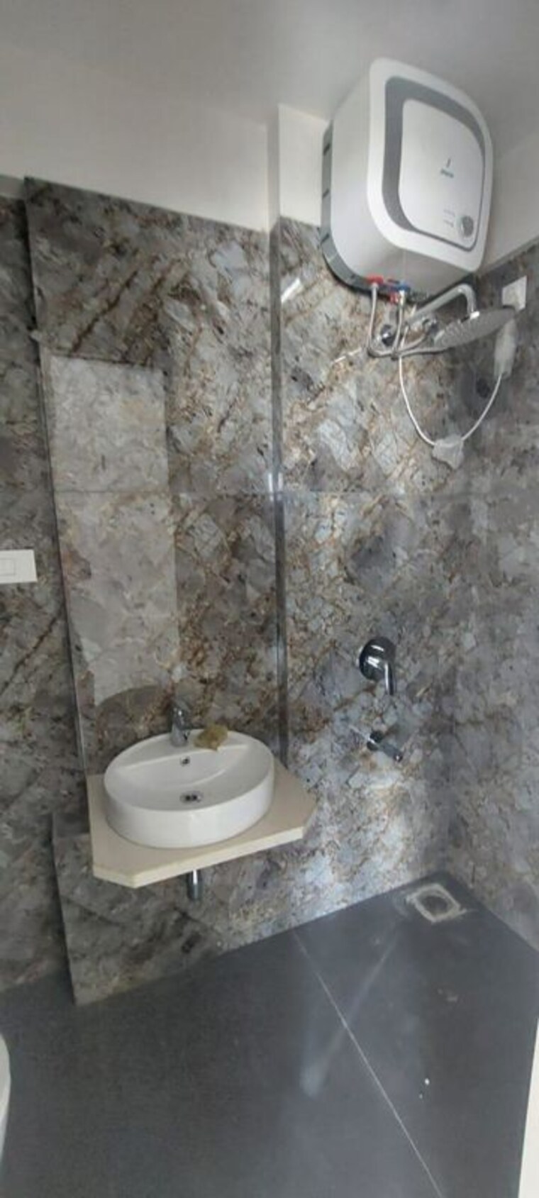 Bathroom, concrete-sai-samast 2 Bedroom 724 Sq.Ft. Apartment In Chembur Mumbai 10046678