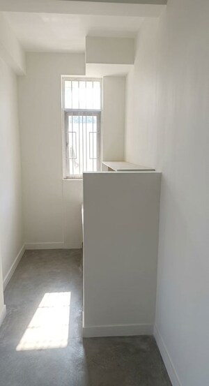 Kitchen in 1.5 BHK Builder Floor at Mu 2 Greater Noida – for Sale