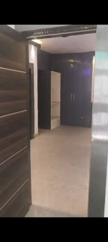 Furnished Amenities in 3 BHK Apartment at Proview Officer City, Raj Nagar Extension – for Rent