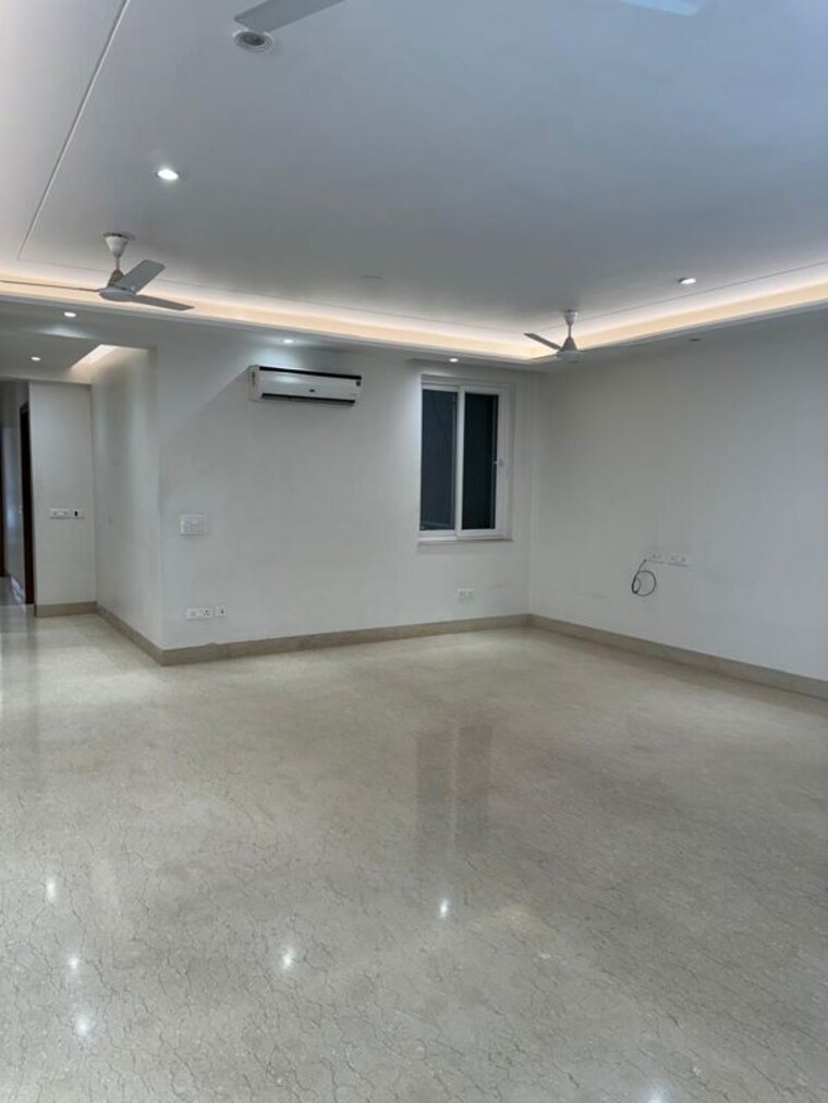 Room, sector 4 dwarka 3 Bedroom 2000 Sq.Ft. Apartment In Sector 4 Dwarka Delhi 10046738