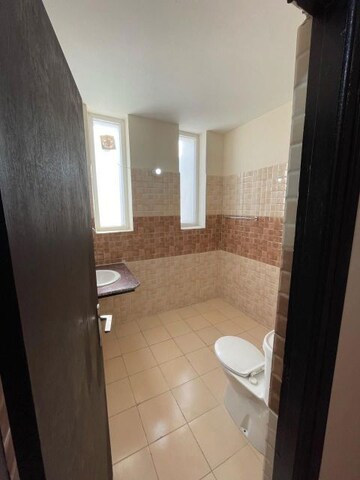 Bathroom in 3 BHK Villa at Amrapali Dream Valley, Tech Zone 4 Greater Noida – for Rent