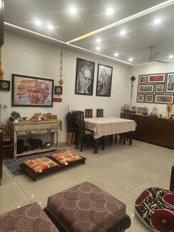 3 BHK + Servant Room Apartment For Sale in Emaar Palm Gardens