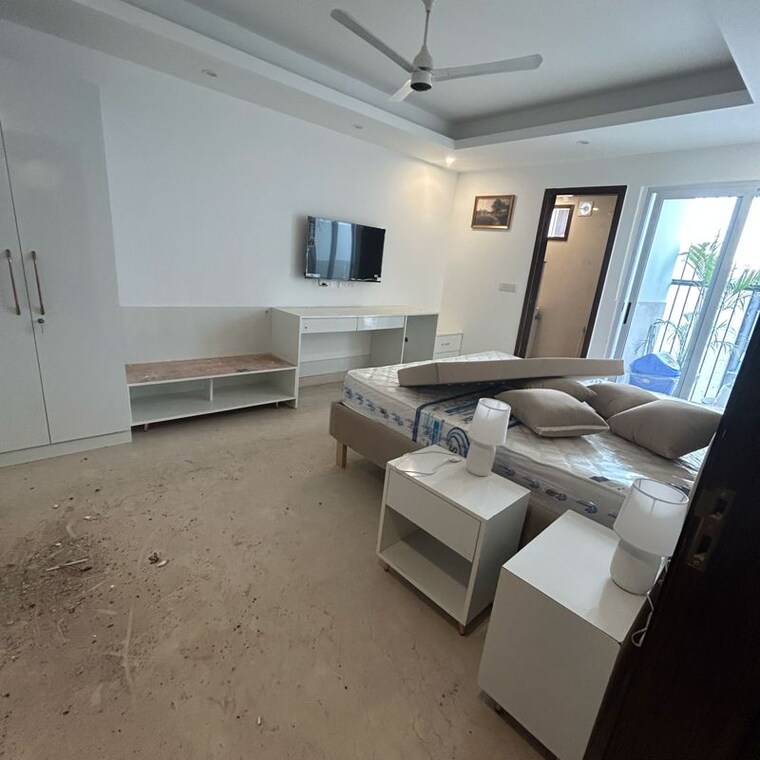 Team Area, south extension i 4 Bedroom 1800 Sq.Ft. Builder Floor In South Extension I Delhi 10046944