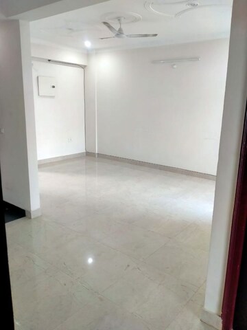Room in 2 BHK Apartment at Arsha Sumangalam Vrindavan Yojana, Vrindavan Yojna – for Sale