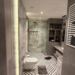 Bathroom in 3 BHK Apartment at Lodha The Park, Century Mills – for Rent