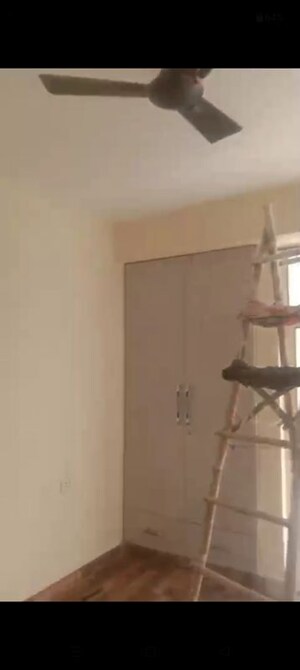 Furnished Amenities in 3 BHK Apartment at Proview Officer City, Raj Nagar Extension – for Rent