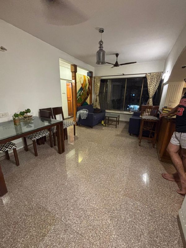 2 BHK + Pooja Room Apartment For Rent in Bandra West
