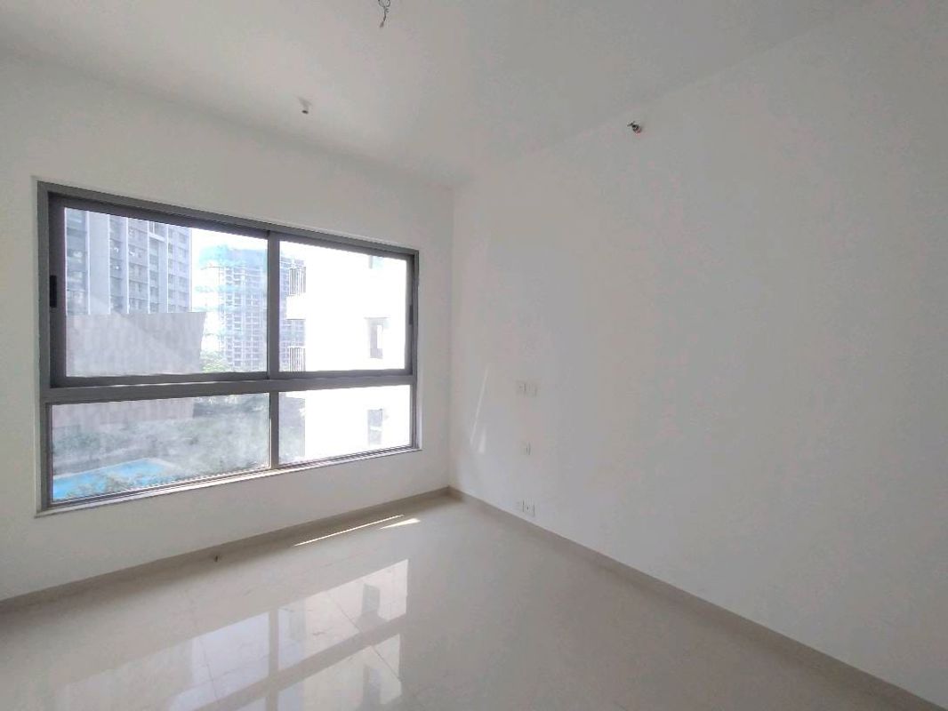 2 BHK Apartment For Sale in Kalpataru Immensa