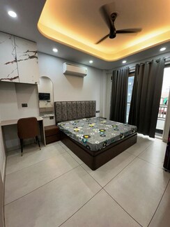 1 RkBuilder Floor For Rent in Sector 15
