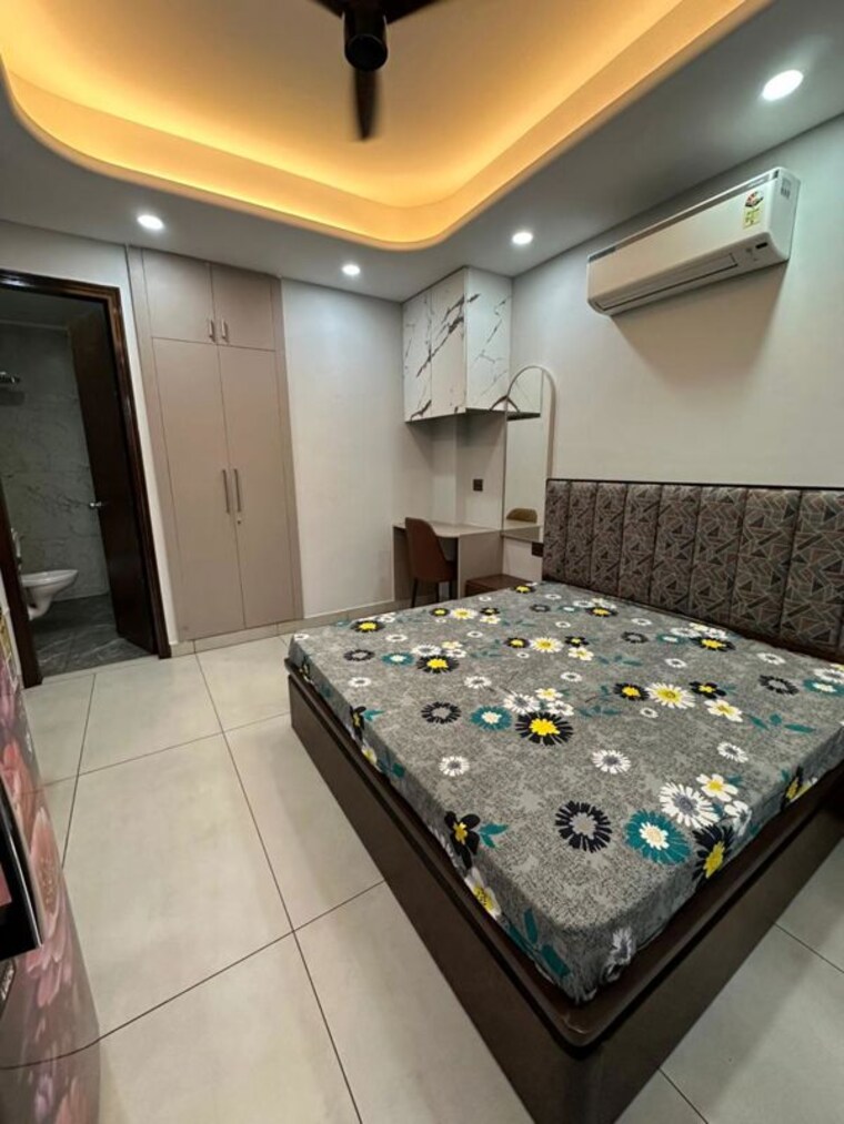 Bedroom, sector 15 1 RK 450 Sq.Ft. Builder Floor In Sector 15 Gurgaon 10047030