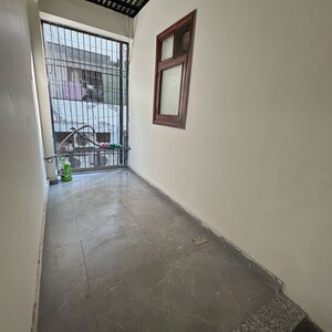 Room in 3 BHK Builder Floor at South Extension I – for Sale
