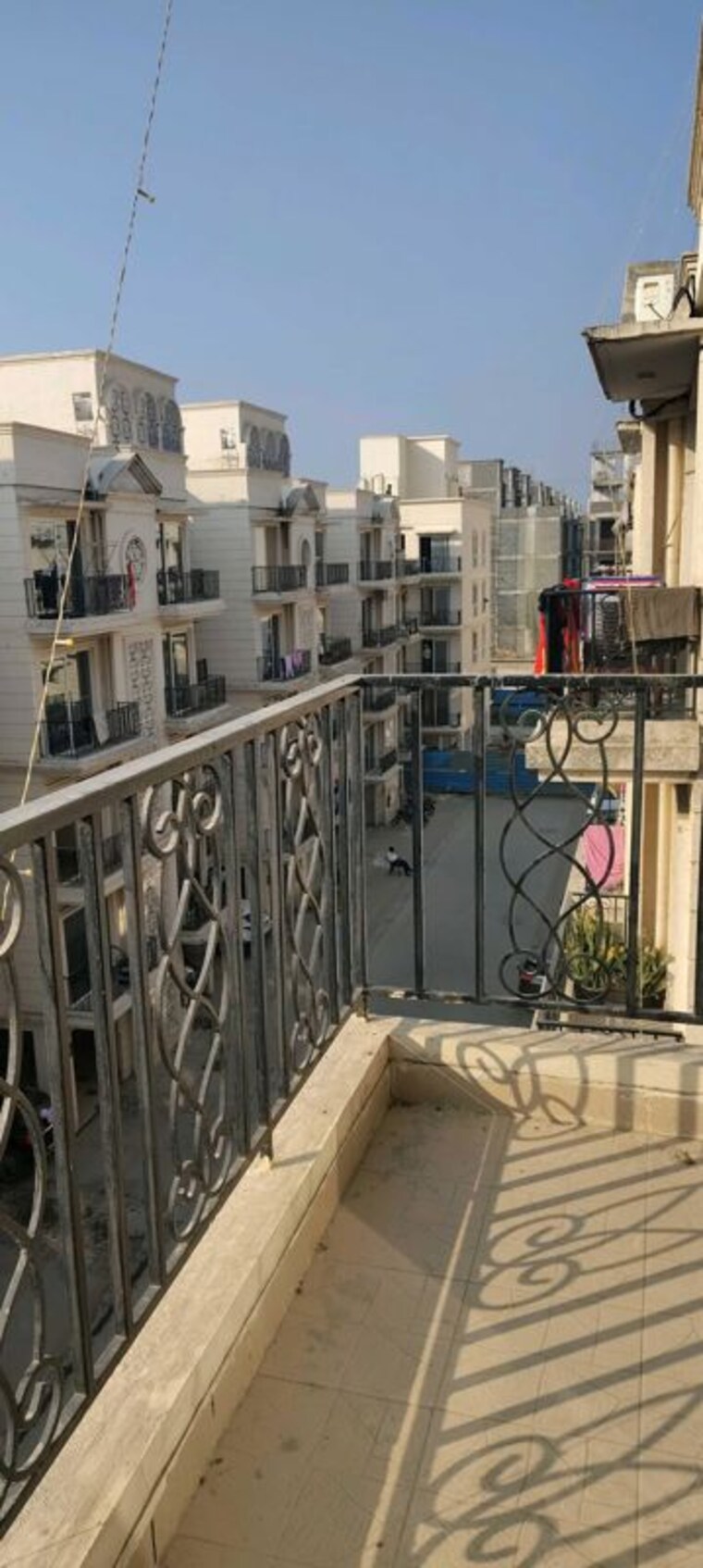 Balcony, signature-global-park 2.5 Bedroom 745 Sq.Ft. Apartment In Sohna Sector 36 Gurgaon 10047023