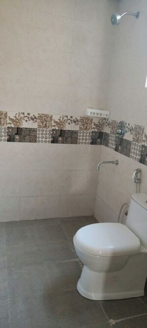 Bathroom in 2.5 BHK Apartment at Signature Global Park, Sohna Sector 36 – for Sale