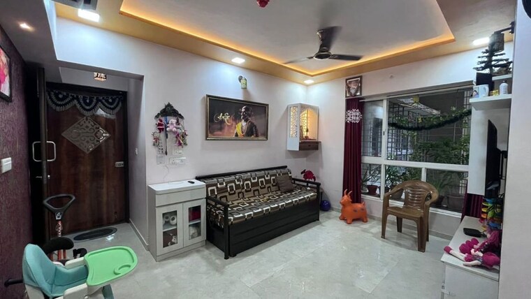 Living Room, raj-tattva 3.5 Bedroom 1500 Sq.Ft. Apartment In Kapur Bawdi Thane 9996076