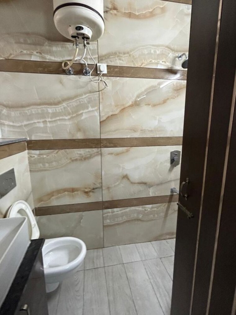 Bathroom, riverdale-hazelwood-residences 3 Bedroom 1675 Sq.Ft. Apartment In High Ground Zirakpur 10047062