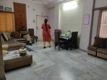 Living Room in 2 BHK Apartment at Naranpura – for Rent