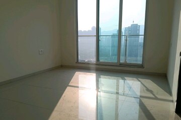 Room in 4 BHK Apartment at Lodha Sterling, Kolshet Road – for Sale