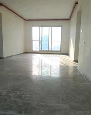 Room in 4 BHK Apartment at Lodha Sterling, Kolshet Road – for Sale