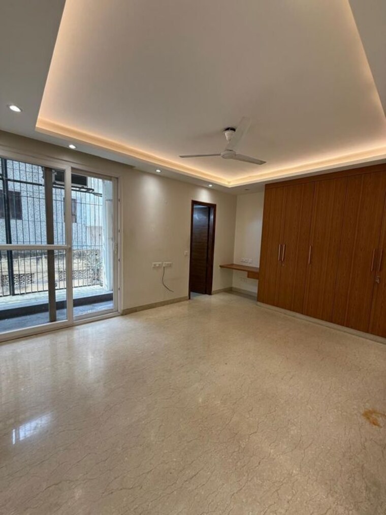 Room, sector 5 dwarka 4 Bedroom 2800 Sq.Ft. Apartment In Sector 5 Dwarka Delhi 10047074