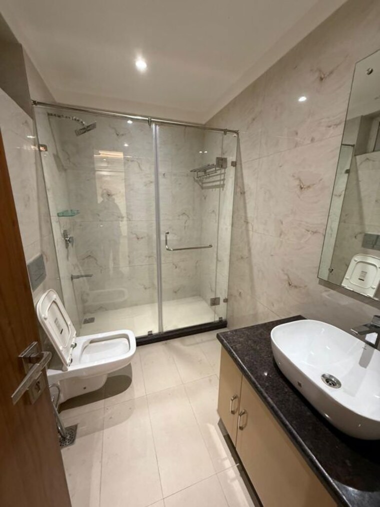 Bathroom, sector 5 dwarka 4 Bedroom 2800 Sq.Ft. Apartment In Sector 5 Dwarka Delhi 10047074