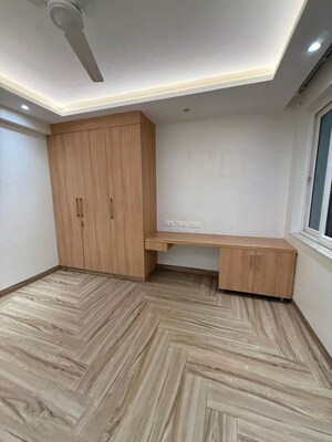 Bedroom in 4 BHK Apartment at Sector 5 Dwarka – for Rent