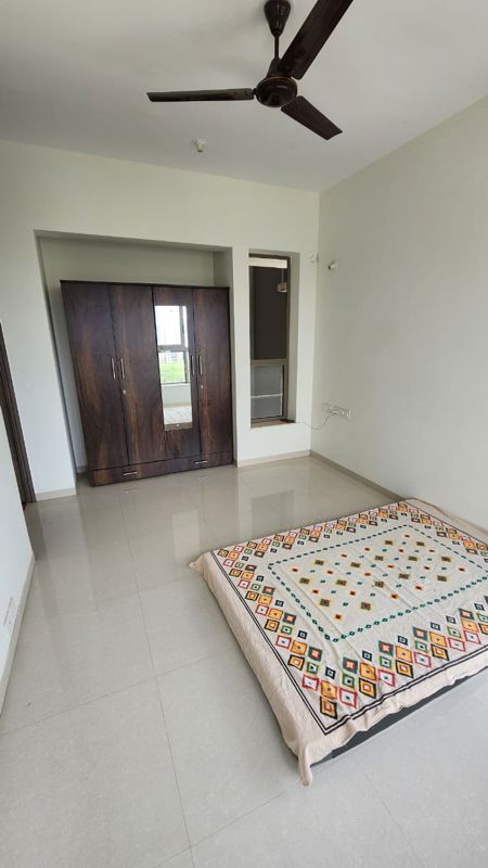 2 BHK Apartment For Rent in Dosti West County