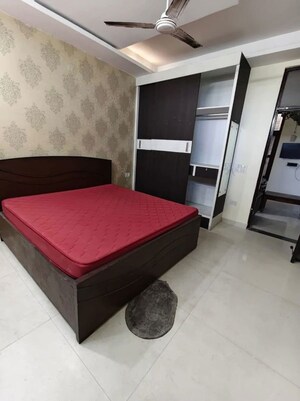 Master Bedroom in 3 BHK Builder Floor at Sector 14 – for Rent