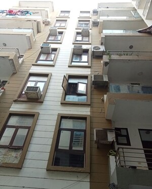 2 BHK Builder Floor For Rent in Sapphire Tower, Sector 104