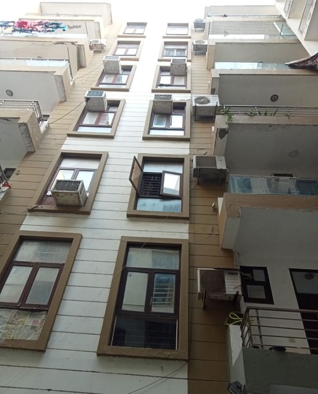 2 BHK Builder Floor For Rent in Sapphire Tower
