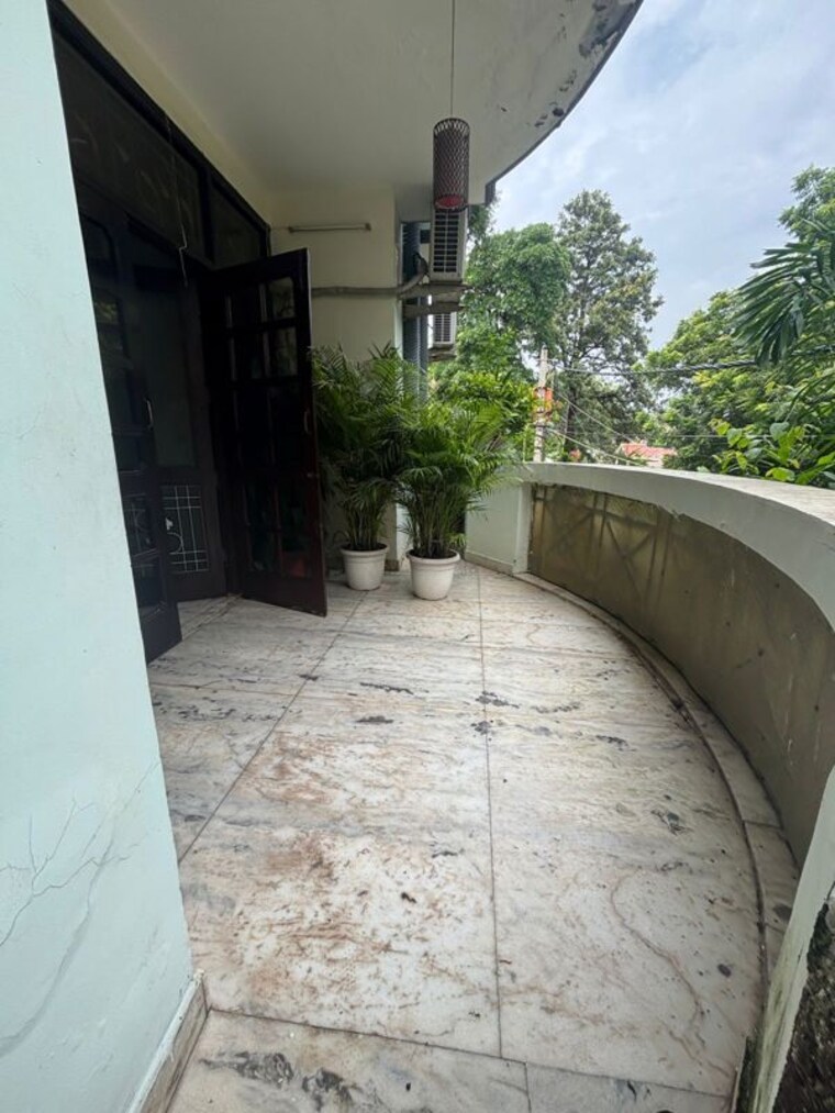 Balcony, vidya-sagar-apartments 3.5 Bedroom 2000 Sq.Ft. Apartment In Sector 6 Dwarka Delhi 10047086