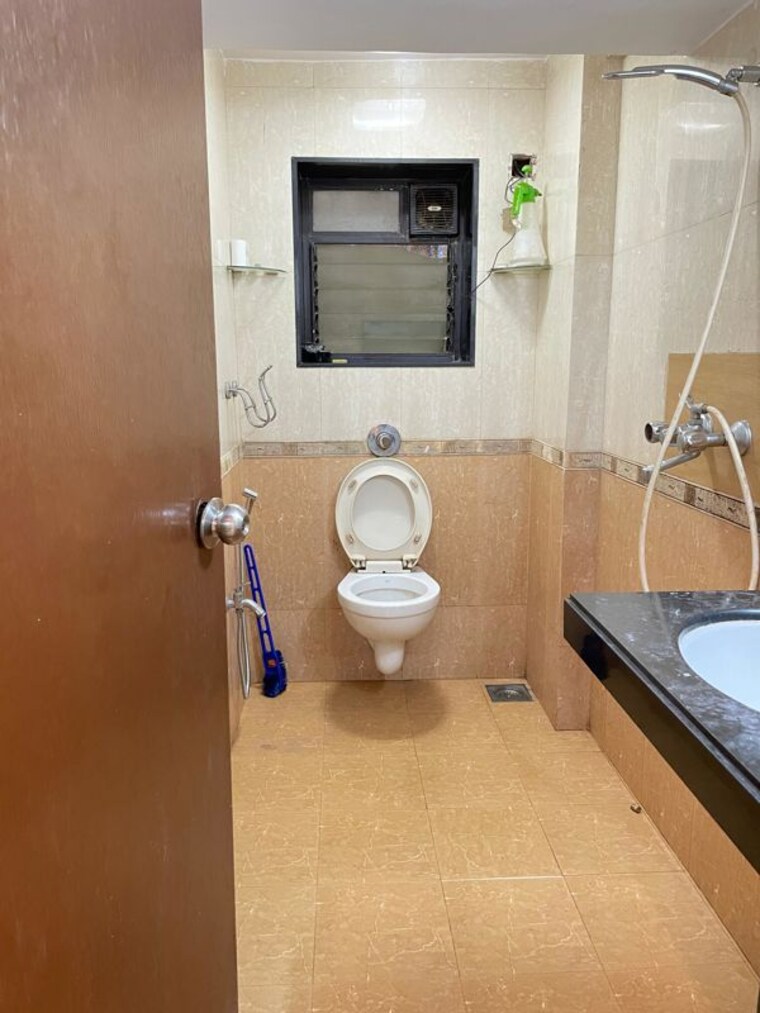Bathroom, green-meadows-bluilding-2-chs-ltd 2 Bedroom 880 Sq.Ft. Apartment In Kandivali East Mumbai 10047034
