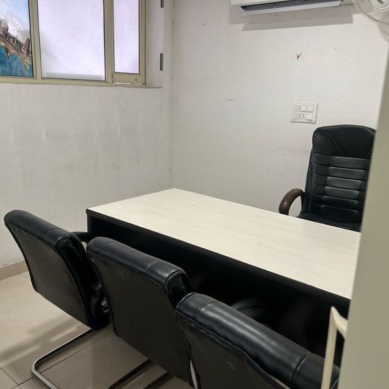 Team Area, sector 34 Commercial Office Space 1500 Sq.Ft. In Sector 34 Chandigarh 10047116