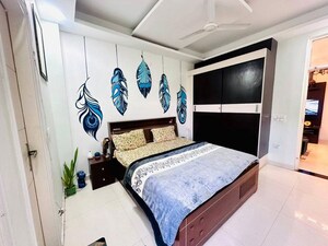 Bedroom in 2 BHK Builder Floor at Sector 30 – for Rent